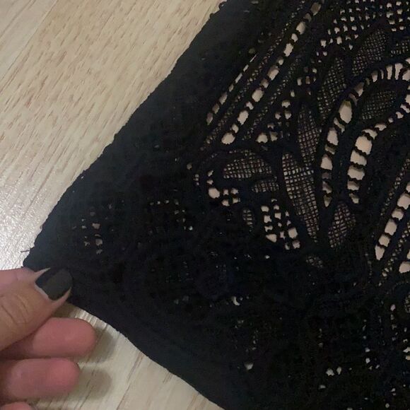 NWT Forever 21 Thick Black Lace Dress - Picture 4 of 10